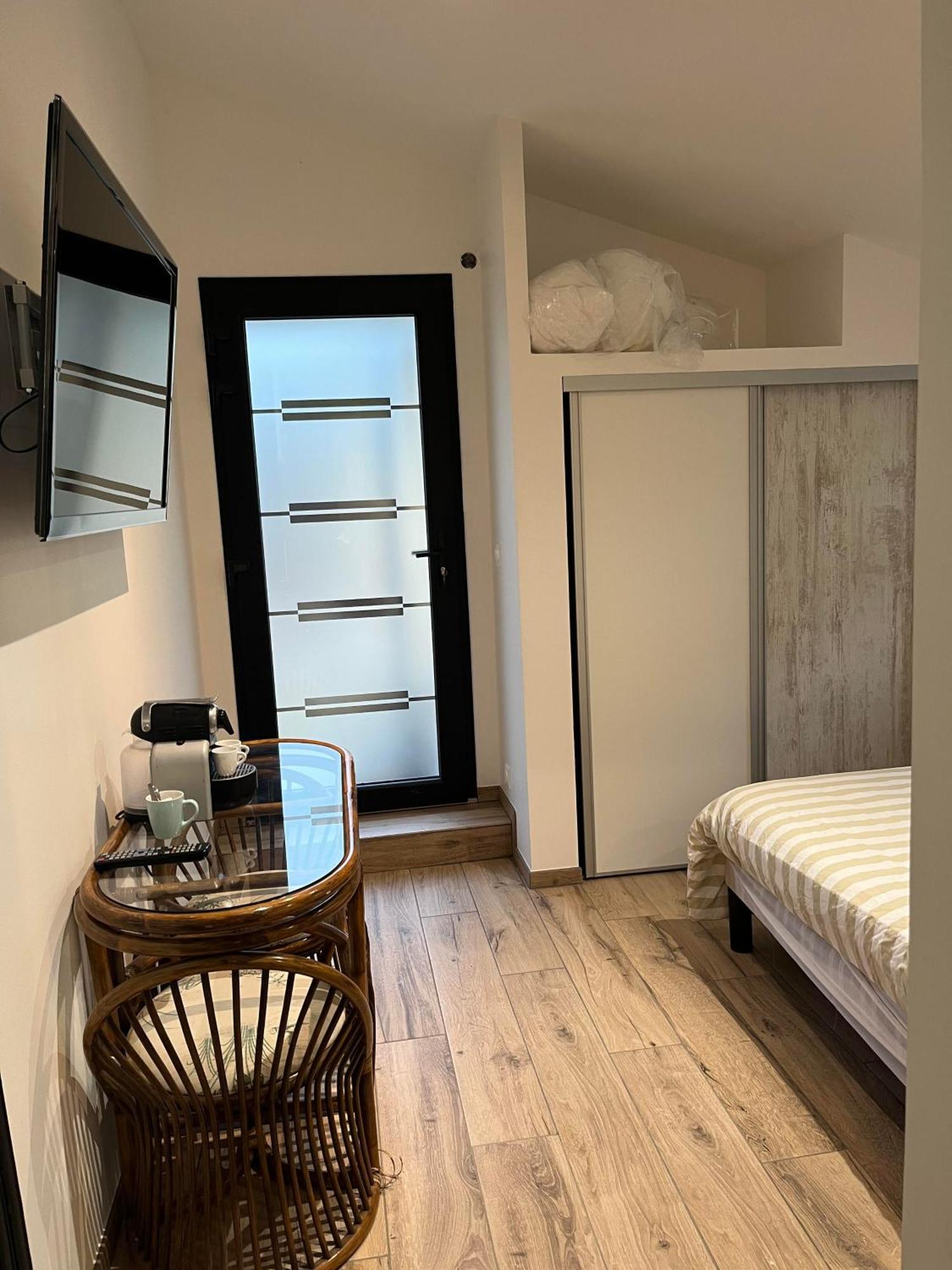 Chambre Independante Avec Jardin - 100M De La Mer Langrune-sur-Mer Kültér fotó