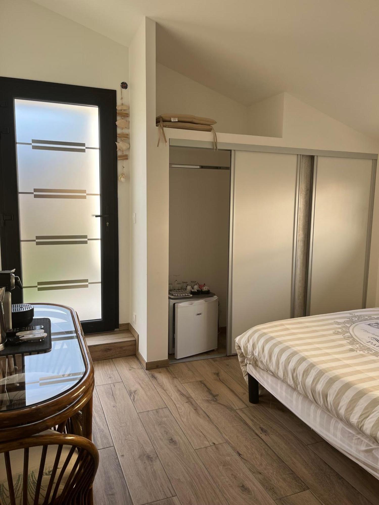 Chambre Independante Avec Jardin - 100M De La Mer Langrune-sur-Mer Kültér fotó